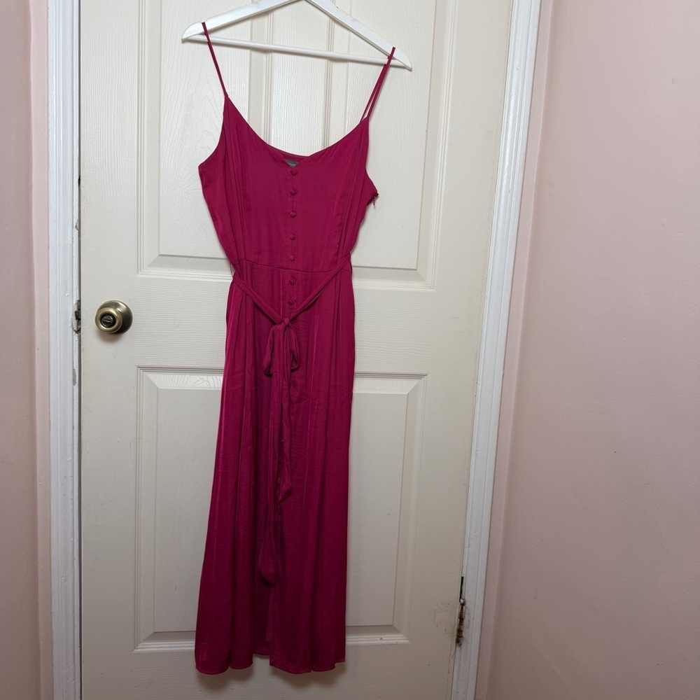 Vince Camuto Magenta Sleeveless Button-Front Midi Dress with Tie - Picture 7 of 7
